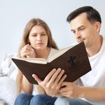 Personalised Cross Bible Verse PU Leather Bible Cover Case with Name and Pen Holder Birthday Religious Baptism Gift for Christians