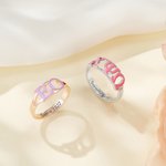 Anello personalizzato Sorority con lettere greche smaltate e testo inciso Bid Day Graduation Birthday Gift per amiche ragazze