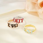 Anello personalizzato Sorority con lettere greche smaltate e testo inciso Bid Day Graduation Birthday Gift per amiche ragazze