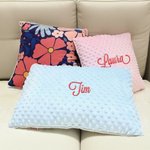 Personalisiertes Weiches Blumen Design Kissen mit Namen Stickerei Minky Fleece auf der Rückseite Haus Deko Geburtstag Geschenk für Freunde Familie