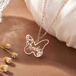Collier Fleur Papillon Personnalisé avec Nom Bijoux Minimalistes Cadeau d'Anniversaire pour Femme