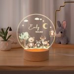 Luce notturna LED personalizzata in acrilico con nome base in legno e animali della foresta decorazione per cameretta regalo di compleanno per bambini