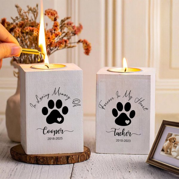 Gepersonaliseerde Hond Kat Paw Print Naam Houten Kaarshouder met Kaarsenbeker Tekst en Datum Verlies van Huisdier Sympathie Herdenkingscadeau voor Huisdiereigenaar