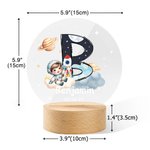 Gepersonaliseerd Astronaut Planeet Wolk Raket Ster Beginletter Acryl LED Nachtlampje met Naam en Houten Voet Verjaardag Baby Shower Gift voor Kinderen Moeders