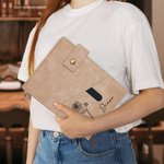 Cuaderno A5 personalizado de cuero PU con flores de nacimiento y bolsillo de almacenamiento regalo de cumpleaños para colegas y familiares