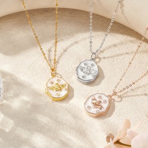 Personligt Angel Zircon Photo Locket Necklace Dainty Smycken Födelsedag Jubileum Julklapp till mamma Kvinnor