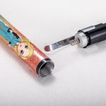 Gepersonaliseerd Cartoon Karakter Glitter Medische Draagbare LED Pen Licht met Naam Verpleegkundige Week Waardering Verjaardagscadeau voor Arts Verpleegkundige Medisch Personeel
