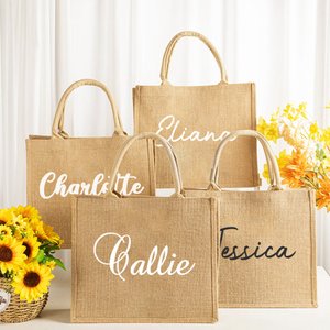 Personligt namn Stor Jute Tote Bag Daily Travel Essential Födelsedag Bröllop Party Present för kvinnor Vänner