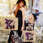 Personalisierte Magische Topf und Hexenhut anfängliche große Jute Tragetasche mit Namen Trick oder behandeln Halloween Party Geschenk für Frauen Kinder