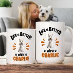 Personlig Livet är bättre med 1-3 tecknade hundar Mugg med namn Födelsedags- och jubileumsgåva för hundälskare