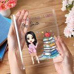Personalizzato Cartoon Character Clear Acrylic Book Vase con testo Bookshelf Room Decor Compleanno Festa dell'insegnante Regalo di apprezzamento per gli insegnanti
