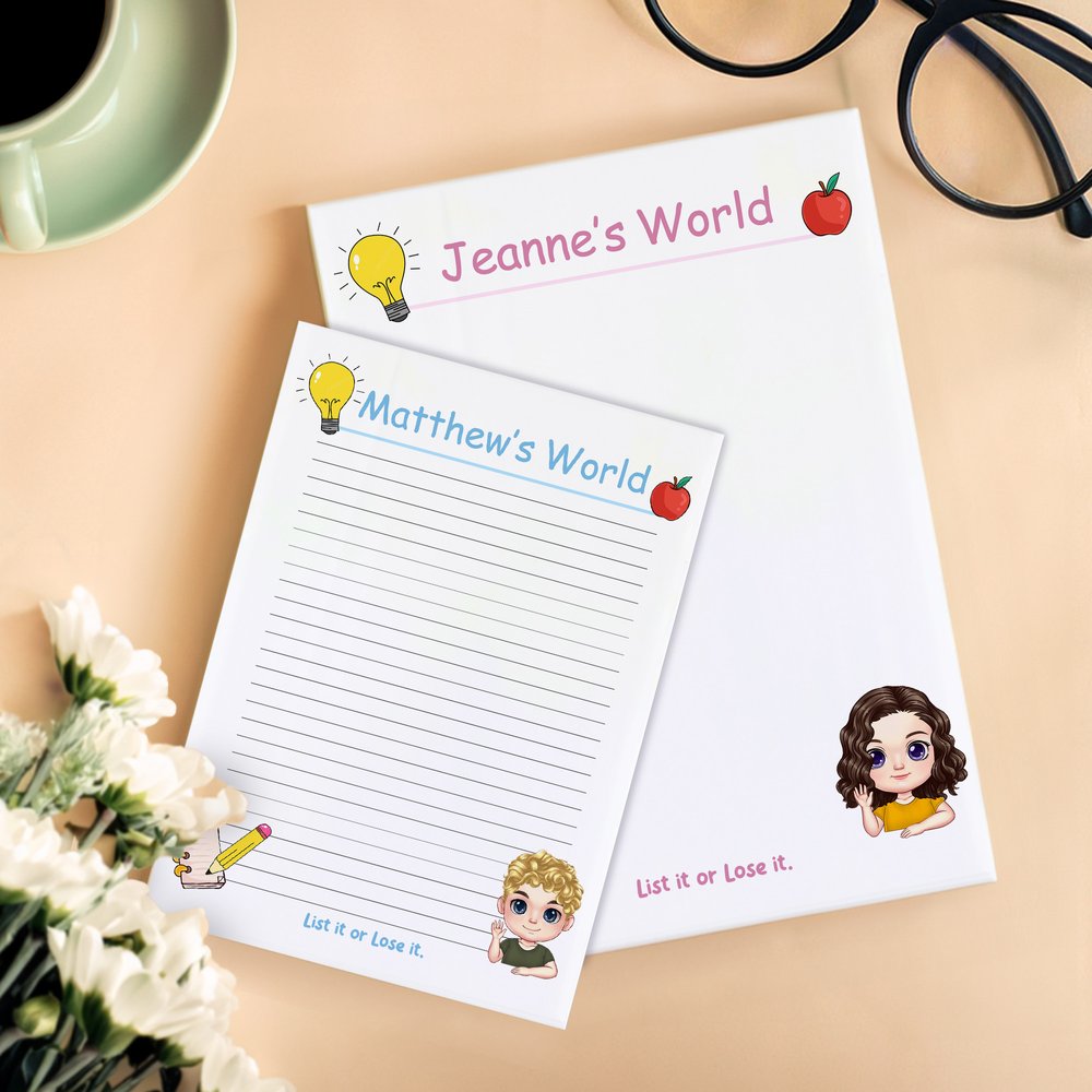 Personalisierter Cartoon-Notizblock mit Namen