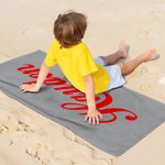Gepersonaliseerde Cola Quick Dry Oversized Microfiber Strandhanddoek met Naam Vakantie Reizen Essentieel Verjaardagscadeau voor Familie Vriend