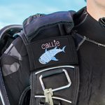 Personalisiertes Besticktes Hai-Motiv Tarierjacken-Kennzeichnungsetikett mit Namensgravur Wassersport Zubehör Geschenk für Tauchen-Liebhaber