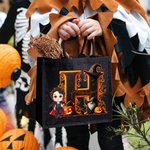 Sac à dos en lin noir avec nom et initiale Cadeau d'Halloween pour garçon fille