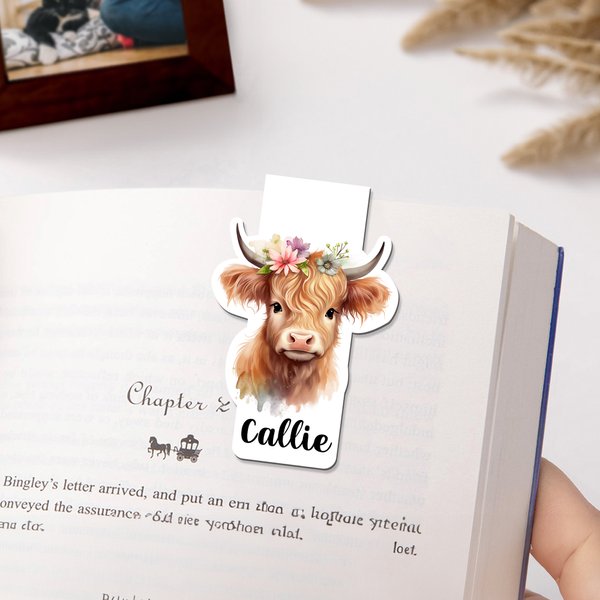 Personalized Cute Highland Cow Magnetic Bookmark Clip with Name Reading Supplies Birthday Gift for Cow Lovers Bookworm