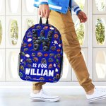 Personlig stor ryggsekk med navn og sidelommer for barn med stort hjul, offroad-lastebil og initialer Daglig bruk Bursdagsgave til barn