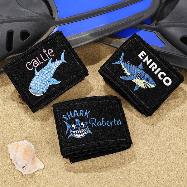 Tag identificativo BCD multicolore personalizzato con ricamo a forma di squalo e nome perfetto per immersioni e attività oceaniche regalo per sub