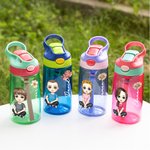 Botella personalizada de 475 ml con pajita y tapa con personaje de dibujos animados y flor de nacimiento regalo de vuelta al cole para chicos y niños