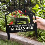 Estaca de jardín personalizada con temática de pájaro cardenal y texto con nombre y año Decoración de jardín Regalo conmemorativo por la pérdida de un familiar o amigo