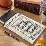 Funda protectora impermeable con bolsillo frontal y cremallera para el carné de biblioteca personalizado Regalo de vuelta al cole para los amantes de los libros Ratones de biblioteca