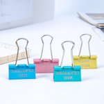 Personalisierte Multicolor 4 Pcs Papier Binder Clip Set mit Titel und Nachname zurück zu Schule Anerkennung Geschenk für Lehrer