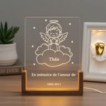 Veilleuse LED Bébé Ange Personnalisée avec Nom Texte Date Décoration en Acrylique avec Socle en Bois Cadeau de Sympathie Commémoration pour Parent