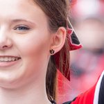 Personliga örhängen i trä i 3 färger Pom Pom Sterling Silver Tillbaka till skolan Speldag Lagpresent till cheerleaders