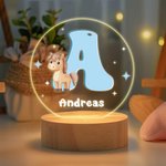Personlig LED-nattlampa med namn och initialer för söta tecknade djur och träbas Barnkammardekoration Födelsedagspresent för barn