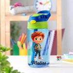 Personoitu sarjakuvahahmo 475 ml vesipullo juomapillillä ja roiskeensuojakannella nimellä pojille ja tytöille syntymäpäivä ja koulunaloituslahja