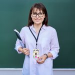 Porte carte d'identité en cuir PU avec lanière et texte Cadeau d'appréciation de la journée de l'enseignant pour l'enseignant