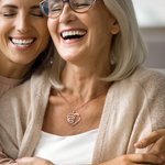 Personalisierte Herzförmige Sterling Silber Familie Halskette mit 1–6 Namen Gravuren Geburtssteinen Muttertag Geburtstag Geschenk für Mutter Oma