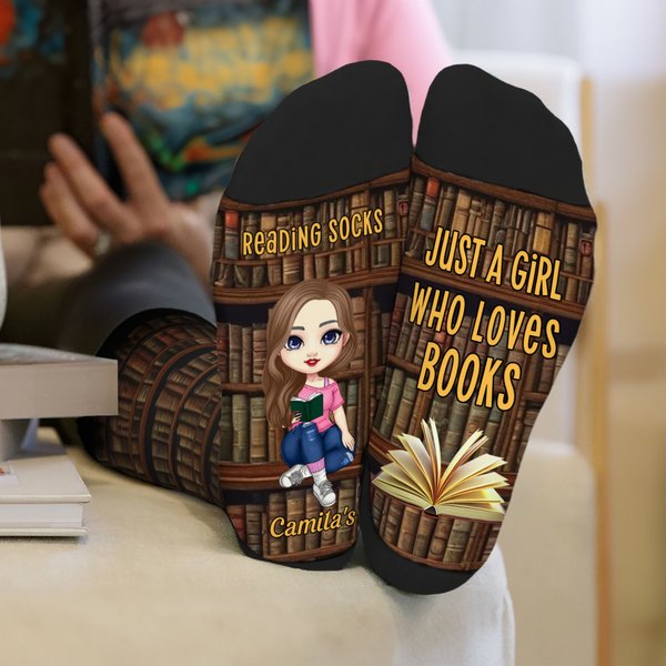 Chaussettes Mi-Mollet Douces Personnalisées avec Personnage de Lecture et Nom Style Vintage Cadeau Noël pour Amoureux des Livres