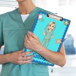 Personalisierte Cartoon-Charakter Medical Tools Hanging Clipboard mit Low-Profile-Clip Graduierung Anerkennung Geschenk für Krankenschwester Arzt Medizinstudent