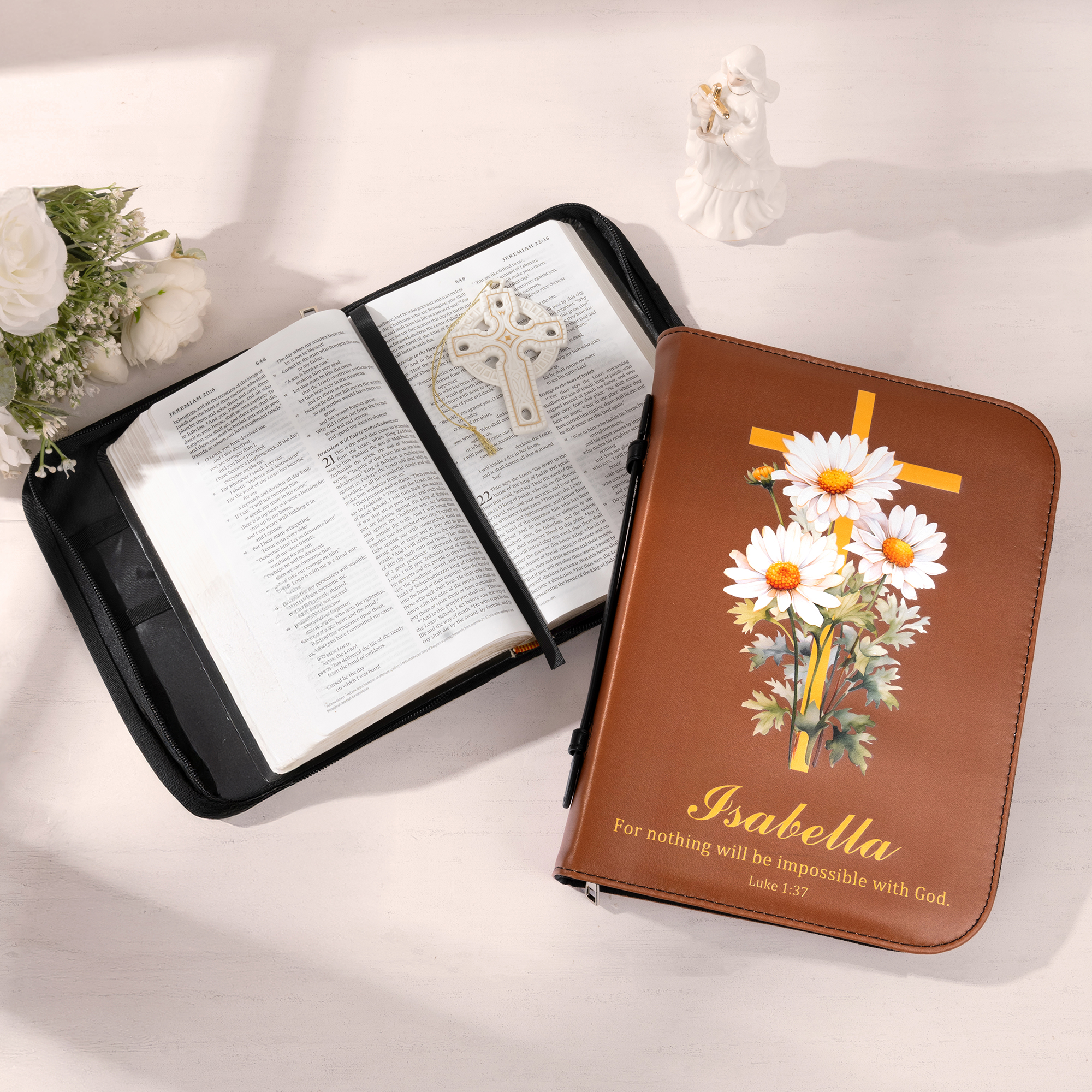 Cadeau Femme Chrétienne | Couvre-Bible Personnalisé - Callie FR