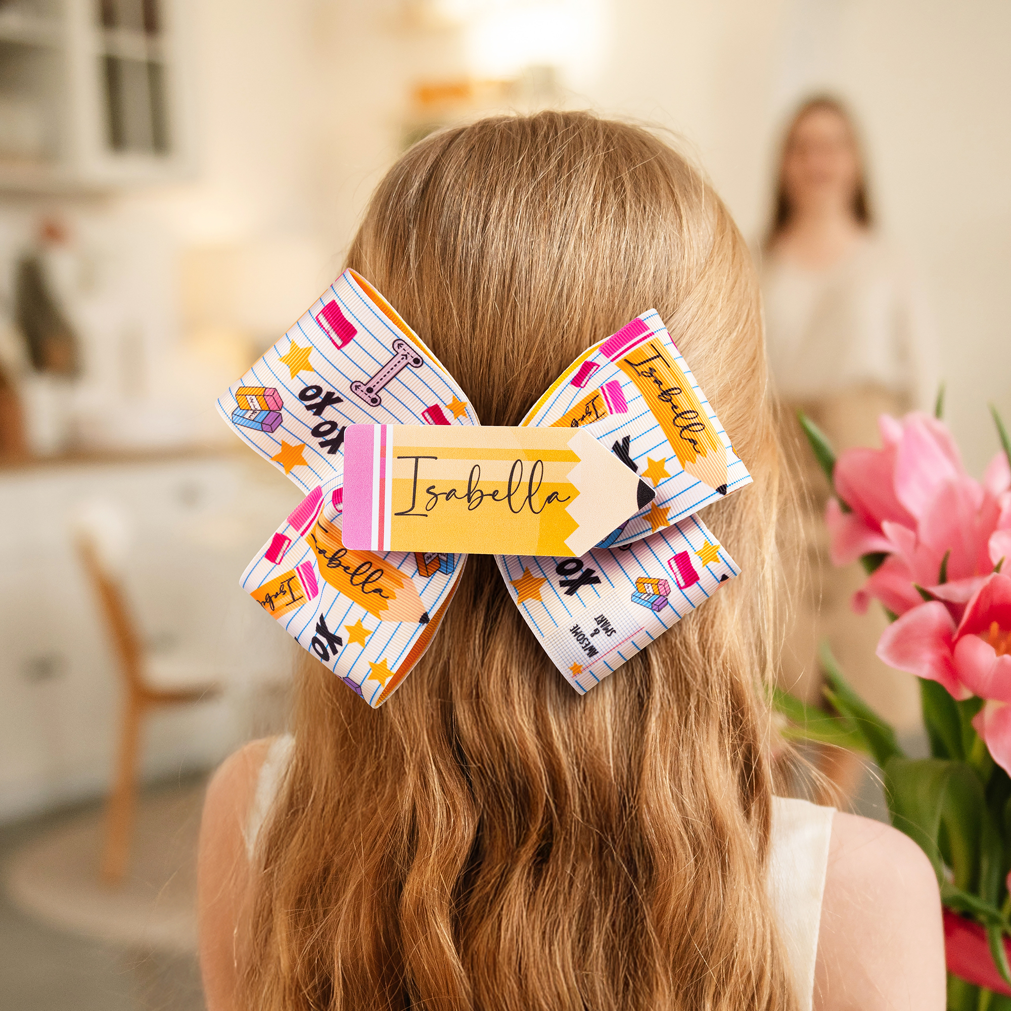 Accessoire de cheveux pour la rentrée scolaire - Cadeau pour fille - Cahier de composition personnalisé - Clip de nœud de cheveux avec nom et carte