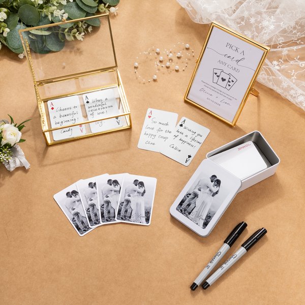 Personalized Wedding Photo Guestbook Playing Cards Set with Name and Date Engagement Wedding Favors Gift for Newlyweds Banquet Planners