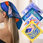 Personlig Multicolor Ocean Art Illustration Whale Jellyfish Square Satin Scarf med namn Resa Party Accessoar Present för kvinnor