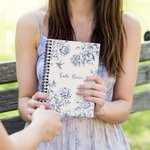 Cuaderno personalizado Toile De Jouy Floral Mariposa Colibrí A5 espiral con 120 páginas Cumpleaños Regalo de Navidad para Mujeres Niñas