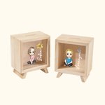 Salvadanaio personalizzato con personaggio animato nome e fiore di nascita in legno chiaro regalo di compleanno o per festa dei bambini