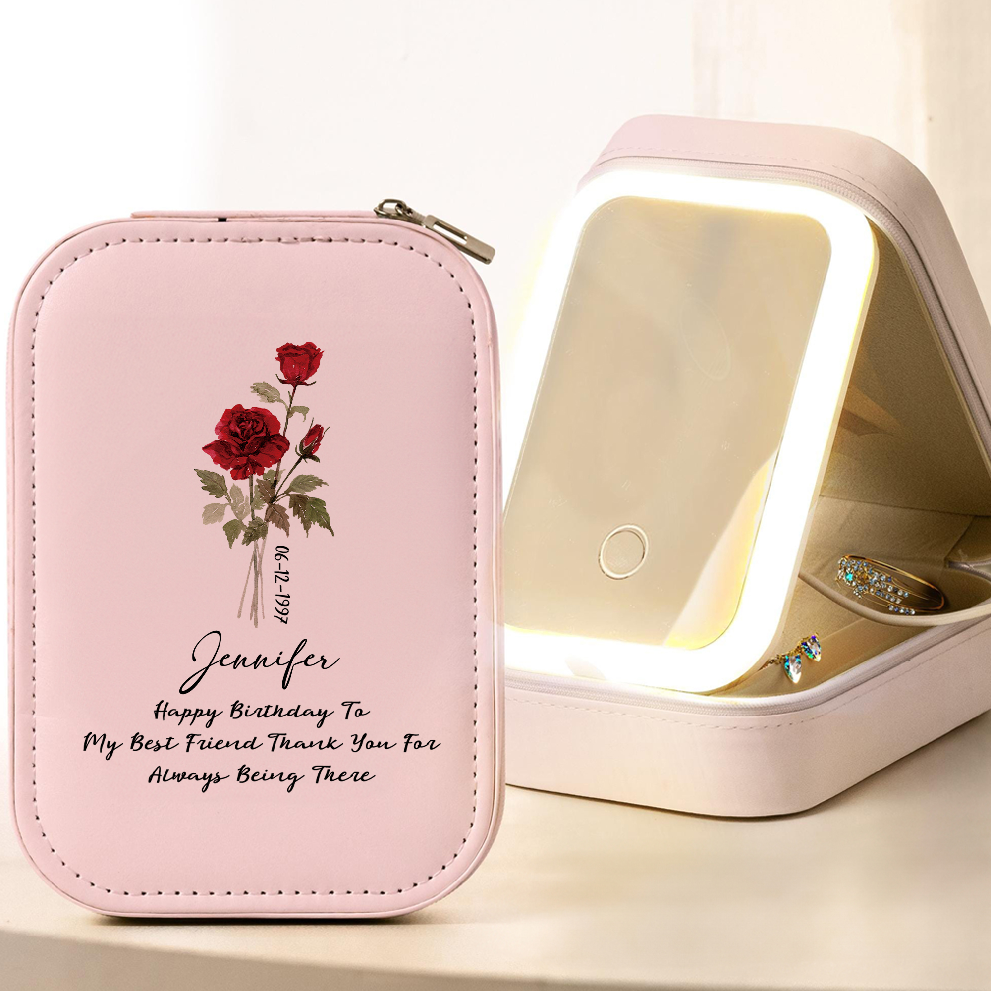 Boîte à bijoux personnalisée en cuir PU avec miroir LED trois couleurs ajustable et texte Nom Date Voyage Cadeau d'anniversaire essentiel pour les femmes