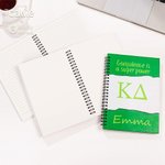Personalisierte griechische Buchstaben A5 Spirale Notebook mit Text Sorority Bid Day Geschenk für neue Sorority Mitglieder Freunde Girls丨Callie x Affinity Licensing