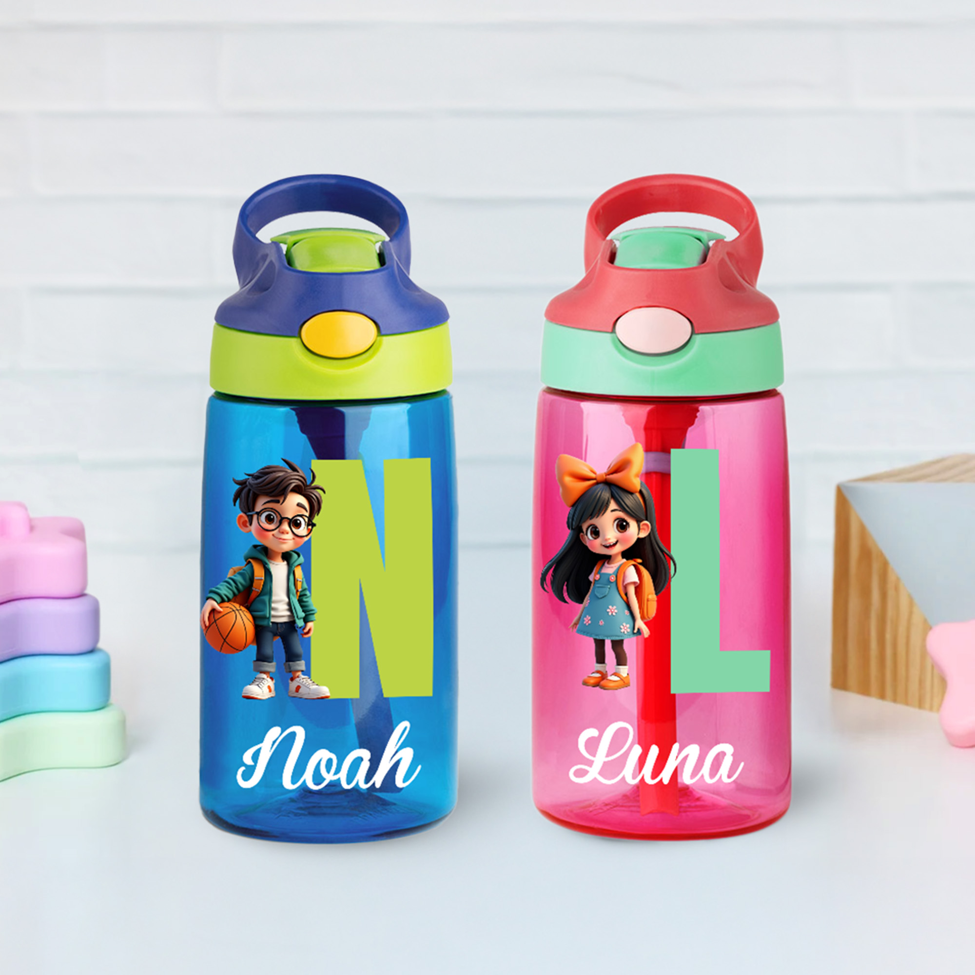 Bouteille d'eau personnalisée avec nom et initiale pour enfants Activités de plein air Anniversaire Noël Retour à l'école Cadeau pour enfants