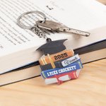 Porte-clés Personnalisé avec Motif Sac Livre Mortier 3D Nom et Année Cadeau Remise de Diplôme Classe de 2025 pour Diplômés