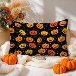 Personligt pumpaansikte mysigt lumbalt kuddöverdrag med namn heminredning Halloween present till familj vänner