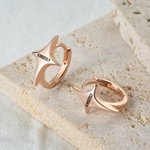 Personalized Shooting Star Huggie Hoop Earrings Dainty Galaxy Jewelry with Engraved Name Celestial Birthday Anniversary Gift for Women