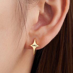Personalisierte Sternschnuppe Huggie Hoop Ohrringe zierlich Galaxy Schmuck mit eingraviertem Namen himmlischen Geburtstag Jahrestag Geschenk für Frauen
