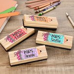 Personlig Bow Pencil Blackboard Eraser med titel och Whiteboard Marker Skolmaterial Tillbaka till skolan Säsongspresent för lärare Utbildare