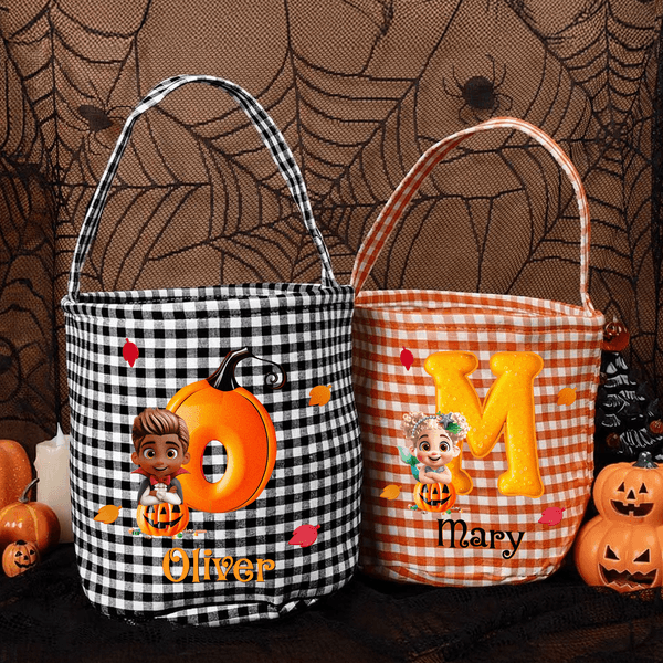 Personalisierte Halloween-Kostüme Cartoon-Charakter karierten Tasche Süßigkeiten Korb mit Initiale und Name Trick oder Treat Party Geschenk für Familie Jungen Mädchen