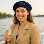 Béret en Laine Personnalisé avec Nom et Fleur Brodés Style de Vintage Cadeau d'Anniversaire pour Femme